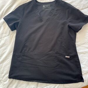 Figs Three Pocket Scrub Top